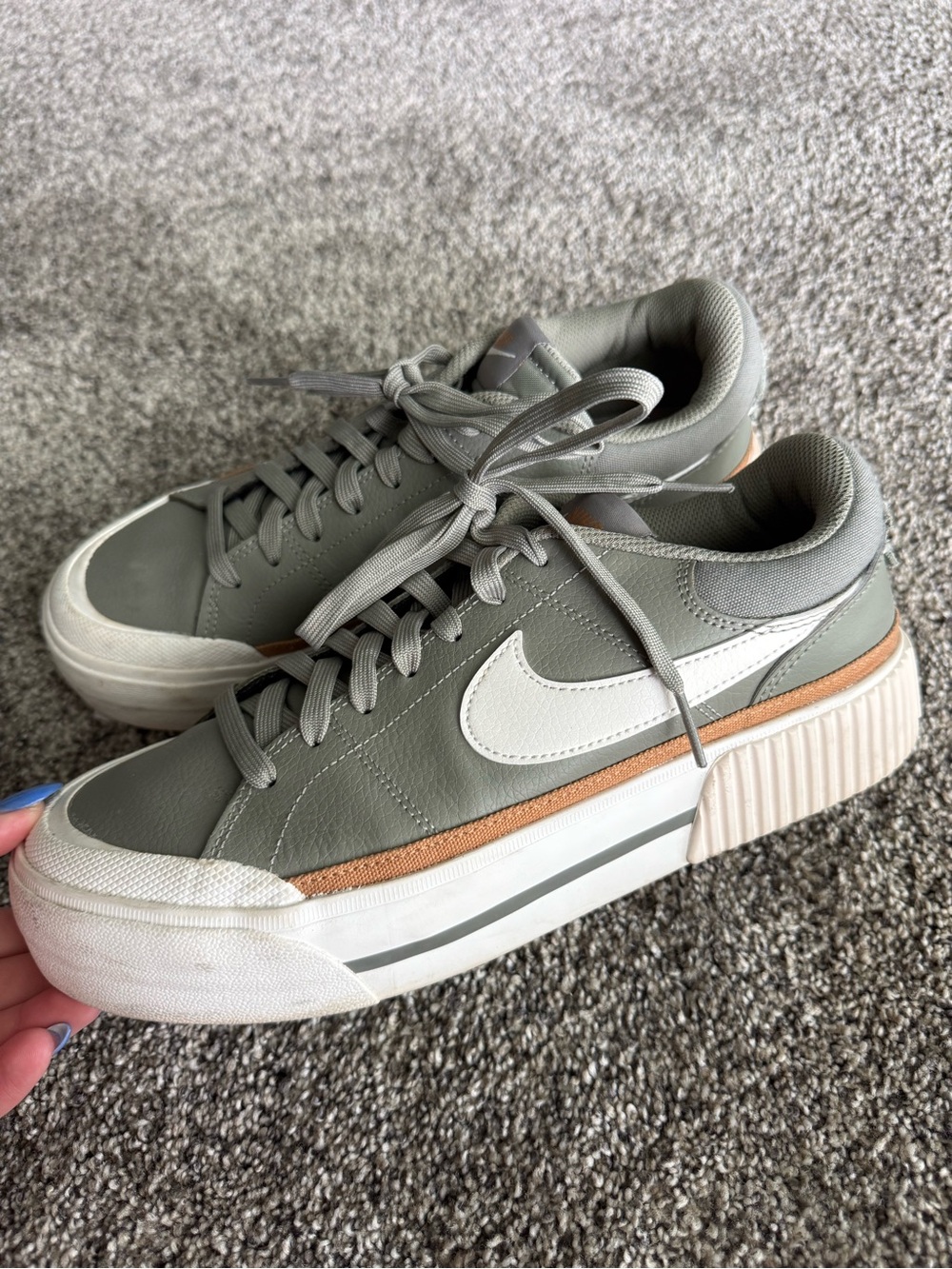 Nike Gray and White Low-Top Sneakers with Tan Accent - Picture 2 of 4